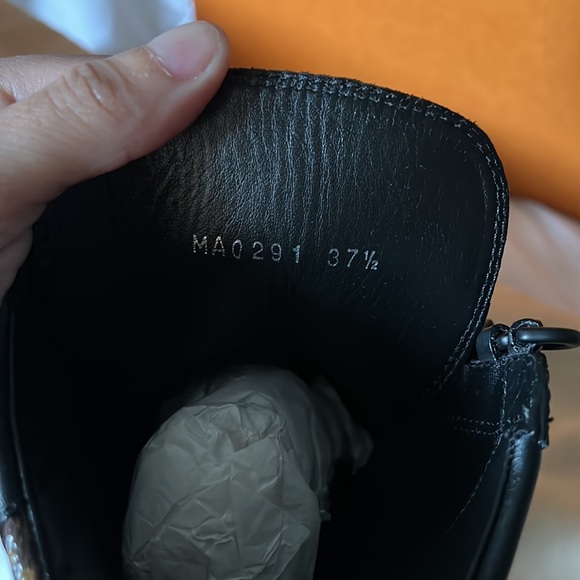 Laureate Platform Desert Boot - Picture 6 of 11